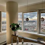 Sky Flat Jacuzzi Sauna 27 Floor *