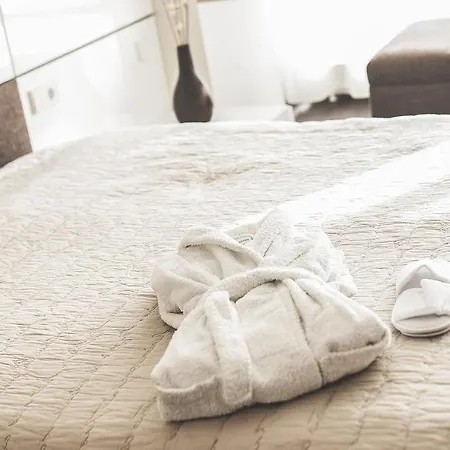 Sky Flat Jacuzzi Sauna 27 Floor شقة