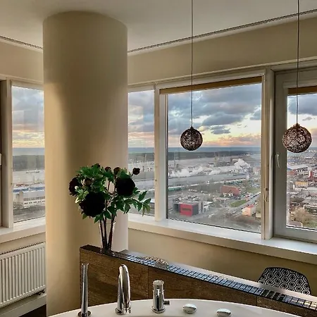 Sky Flat Jacuzzi Sauna 27 Floor *