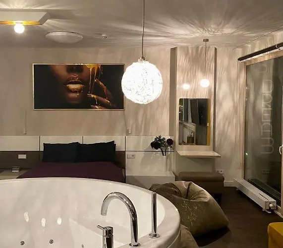 Sky Flat Jacuzzi Sauna 27 Floor * Klaipėda