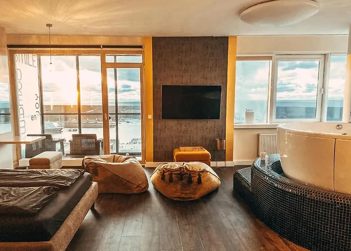 Sky Flat Jacuzzi Sauna 27 Floor Klaipėda