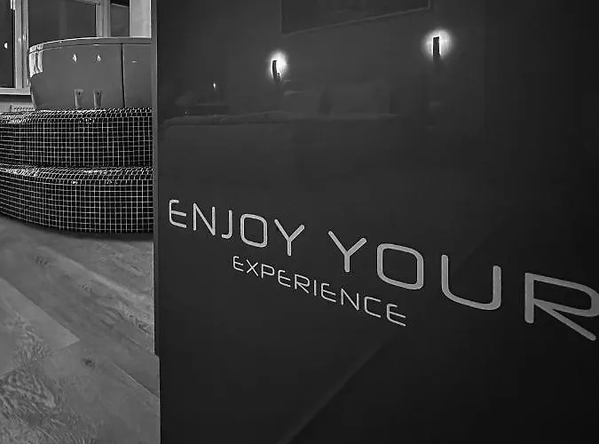 Sky Flat Jacuzzi Sauna 27 Floor *